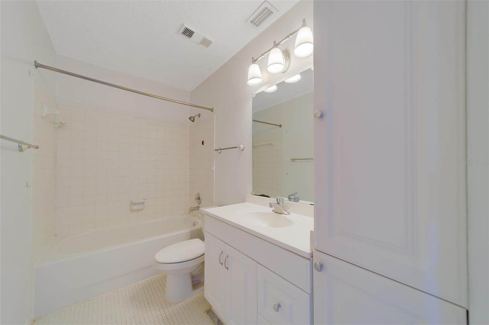 WINDRUSH COVE PH 1 CONDO - Residential