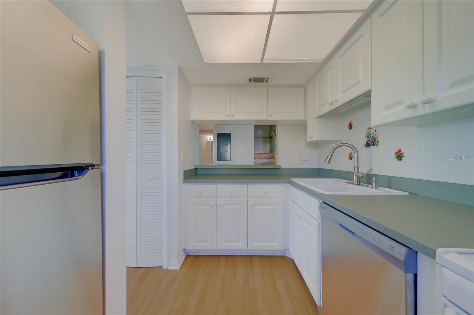 WINDRUSH COVE PH 1 CONDO - Residential