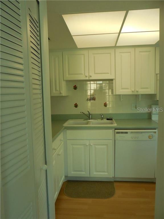 1 WINDRUSH BOULEVARD 28