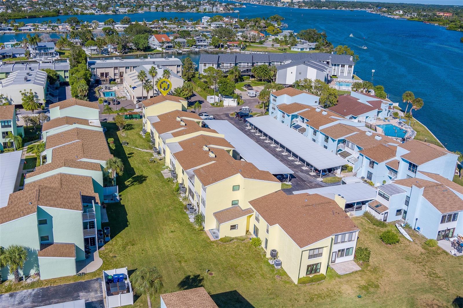 WINDRUSH COVE PH 1 CONDO - Residential