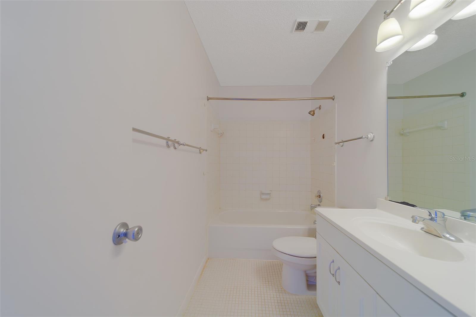 WINDRUSH COVE PH 1 CONDO - Residential