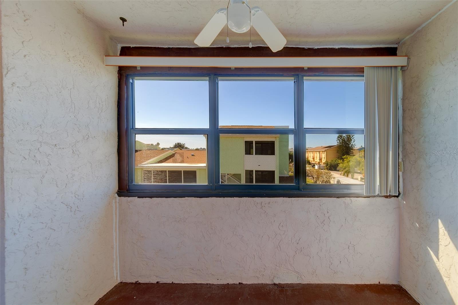 WINDRUSH COVE PH 1 CONDO - Residential