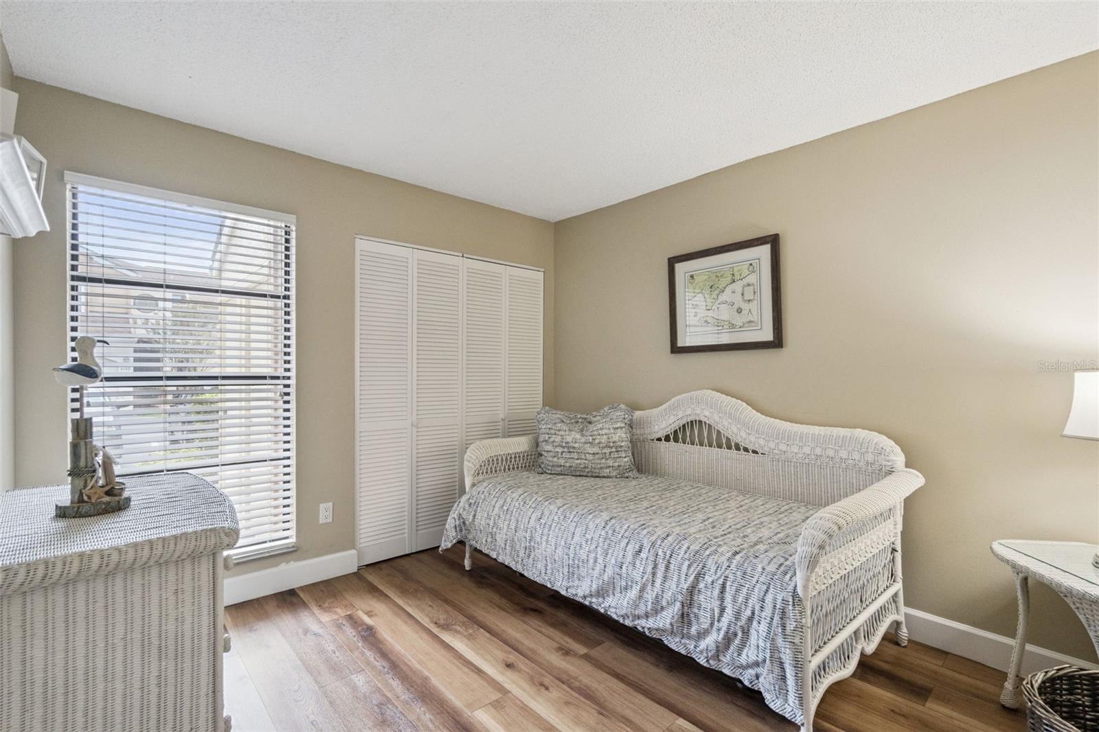 RAINTREE VILLAGE CONDO - Residential
