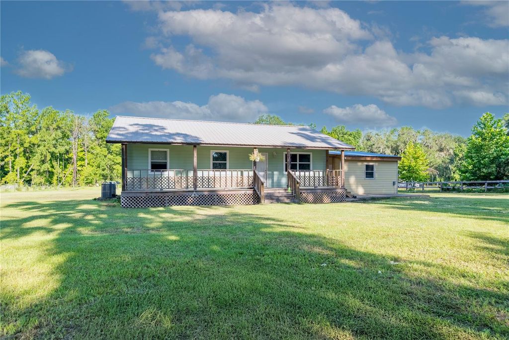 Photo of 4881 SW 136th Court, Lake Butler, FL 32054 (MLS # GC536241)