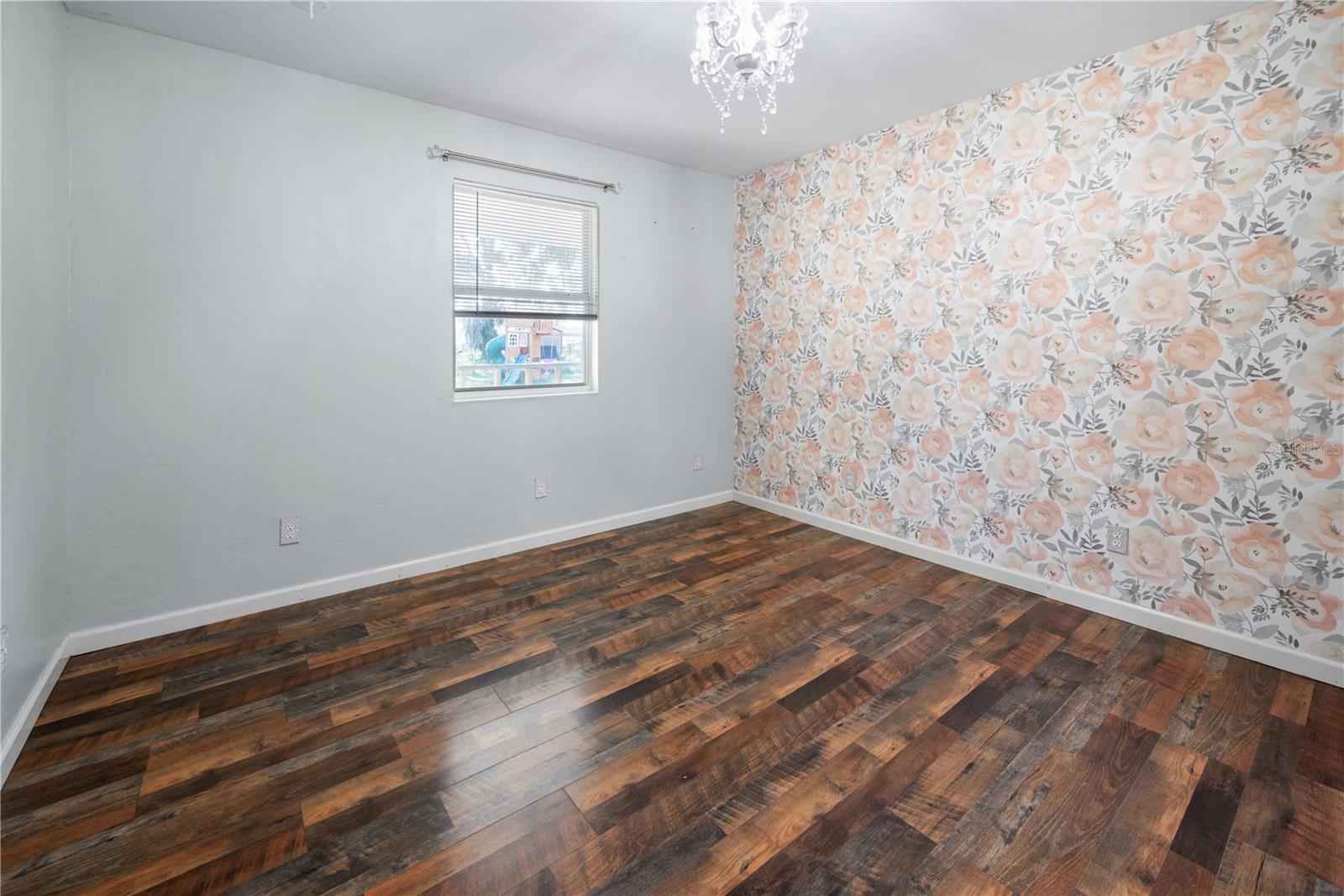 METES AND BOUNDS - Residential