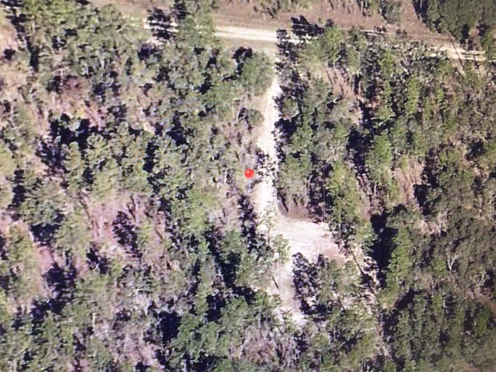 ROLLING HILLS - Land