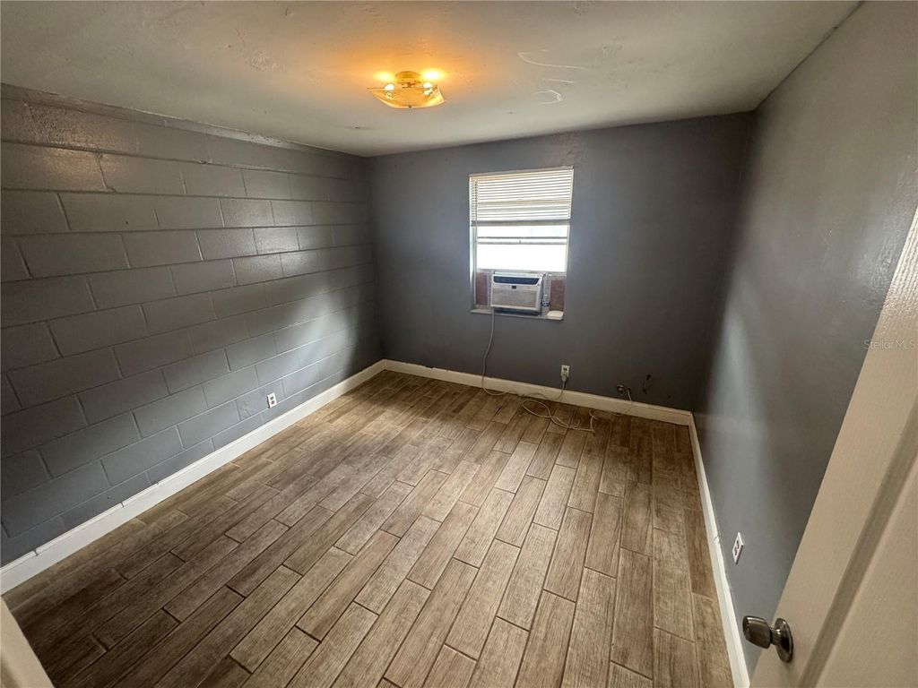 Photo of 8105 N Klondyke Street, Tampa, FL 33604 (MLS # TB8497449)