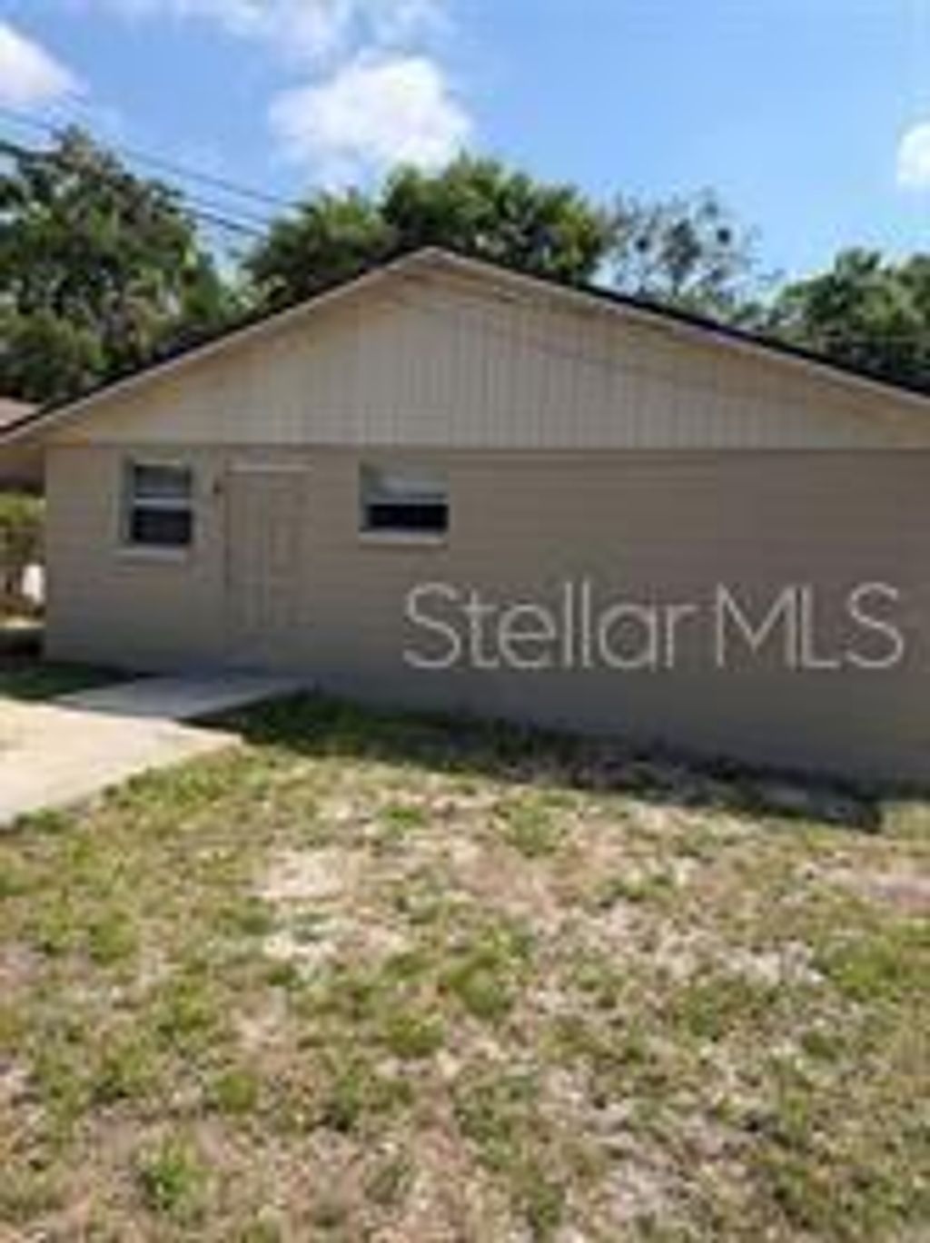Photo of 8105 N Klondyke Street, Tampa, FL 33604 (MLS # TB8497449)