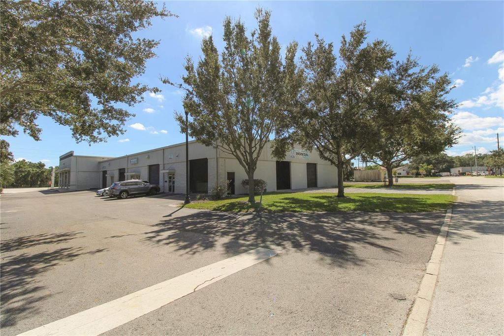 Photo of 2350 S Us Highway 17 92 #3030, Longwood, FL 32750 (MLS # O6352794)