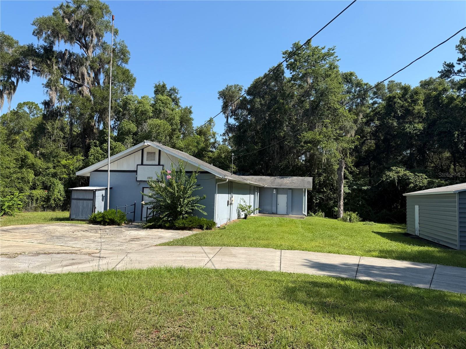 5561 NE 35TH STREET