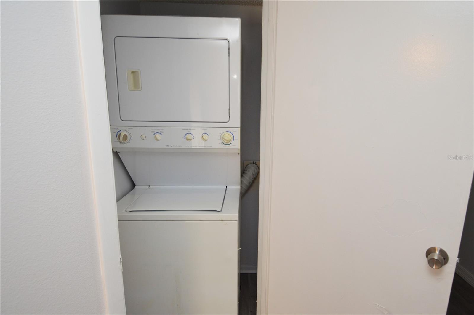 THE GRAND RESERVE CONDO - Residential Lease