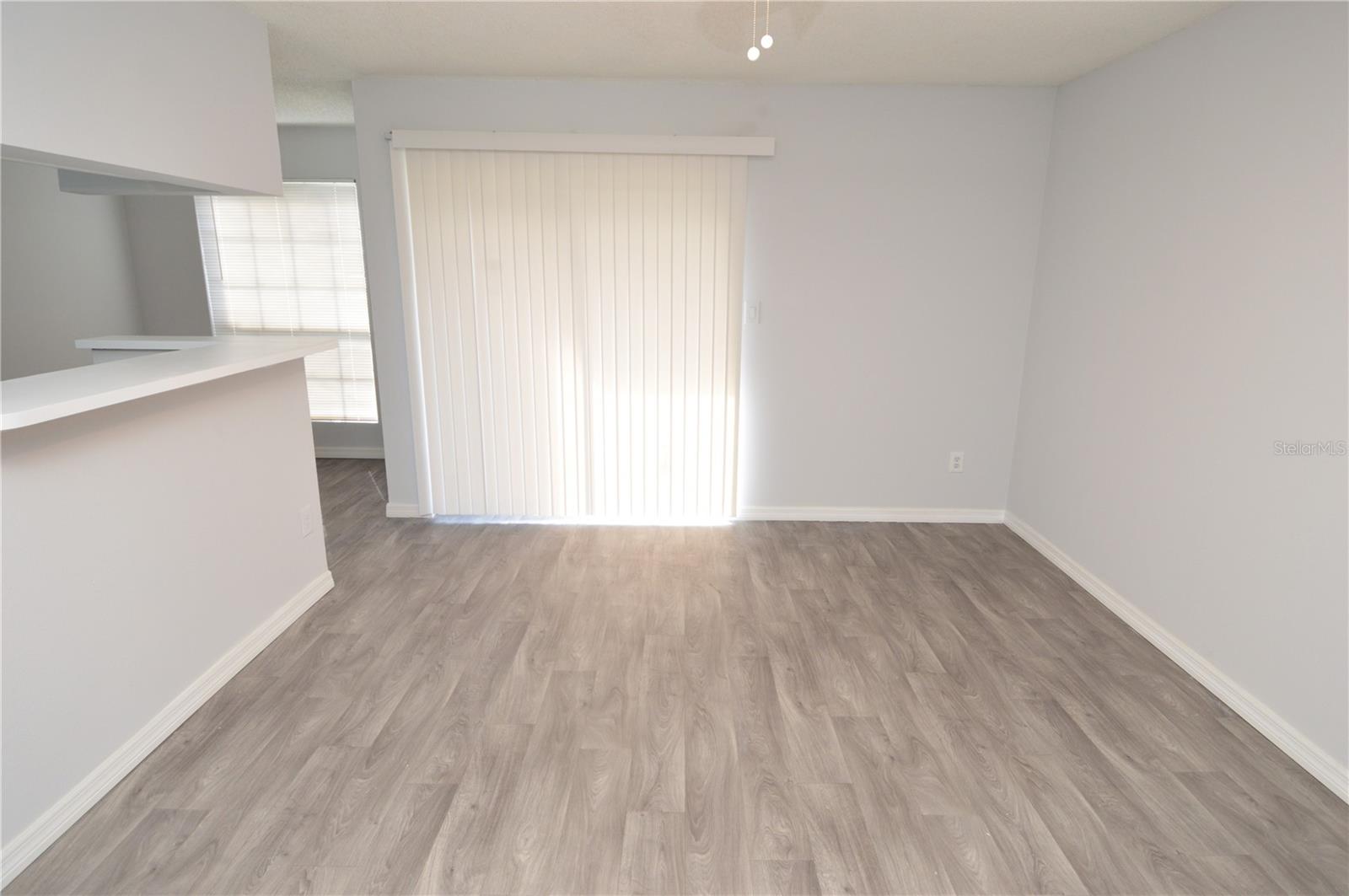 THE GRAND RESERVE CONDO - Residential Lease