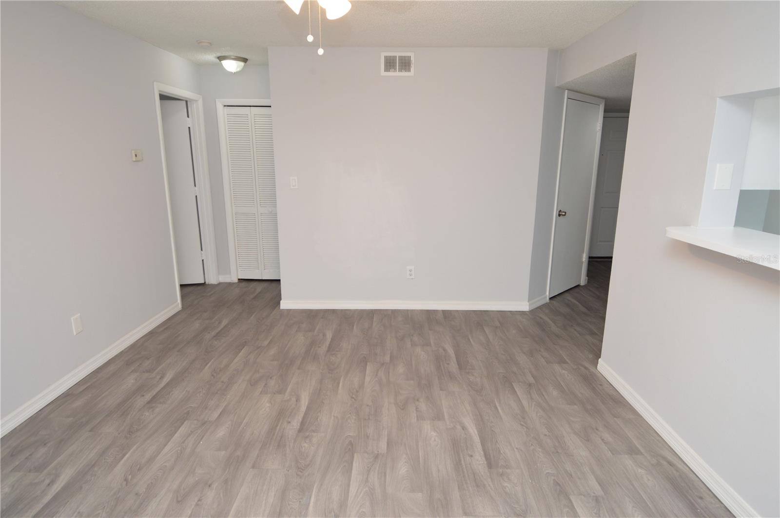 THE GRAND RESERVE CONDO - Residential Lease