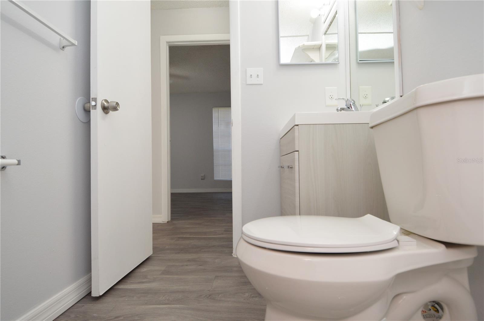 THE GRAND RESERVE CONDO - Residential Lease