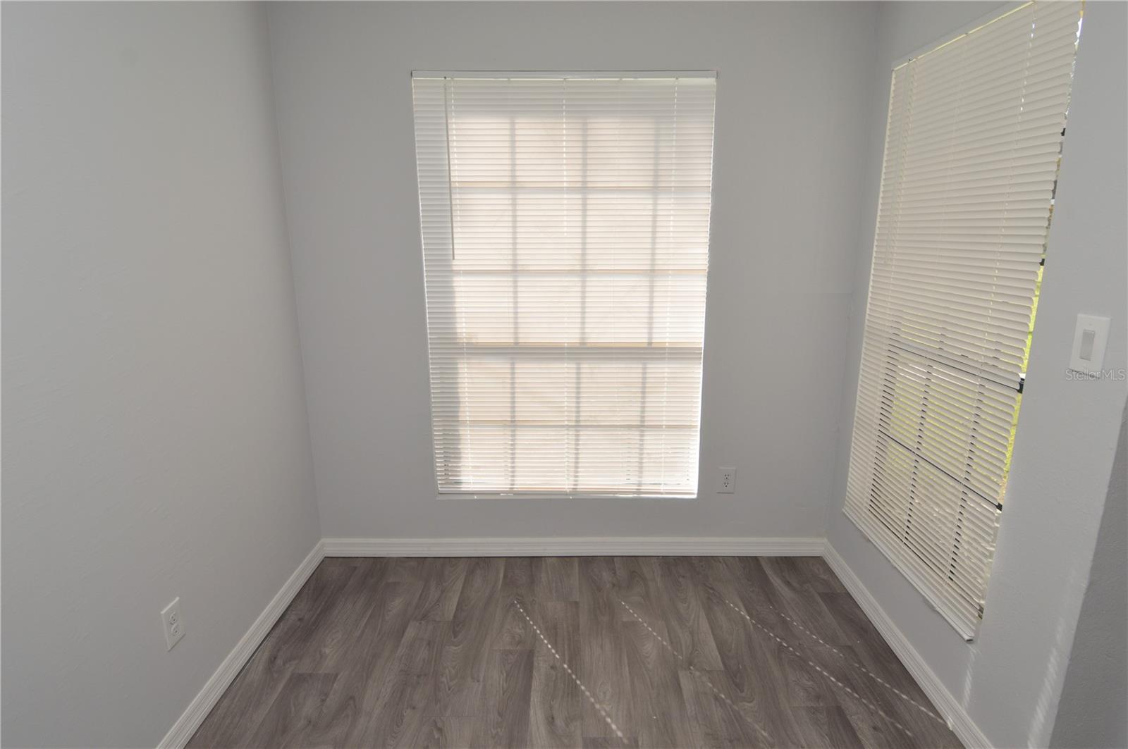 THE GRAND RESERVE CONDO - Residential Lease