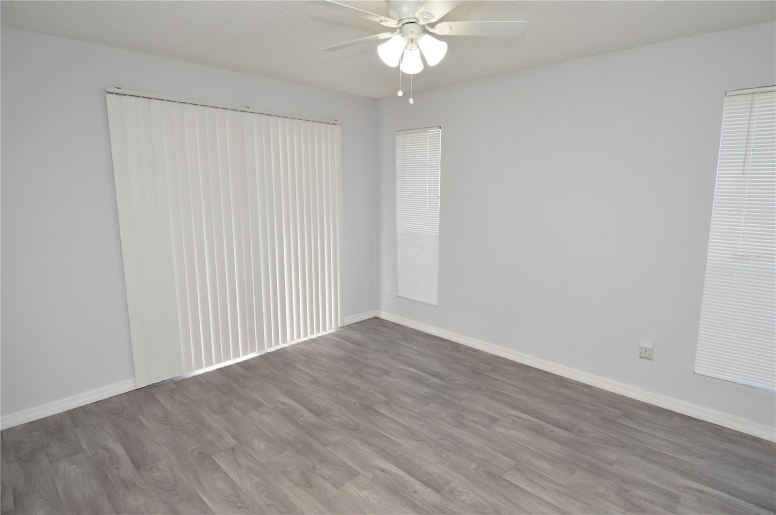 THE GRAND RESERVE CONDO - Residential Lease