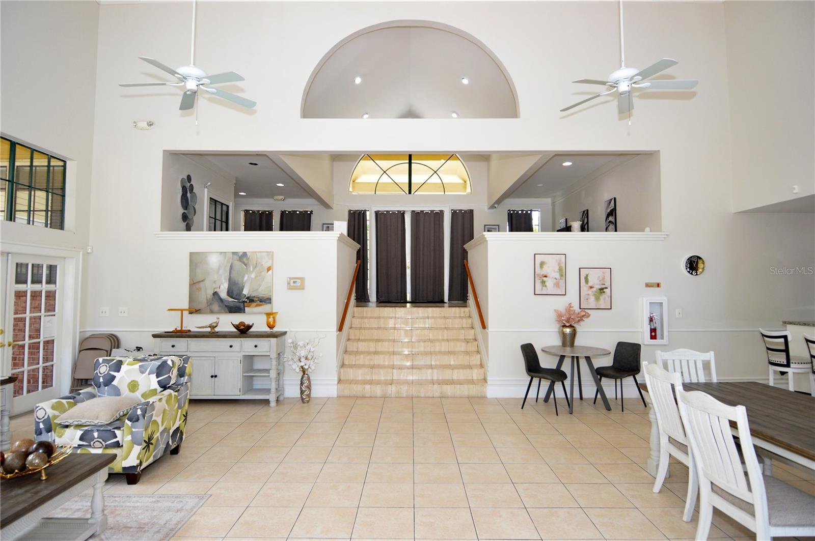 THE GRAND RESERVE CONDO - Residential Lease