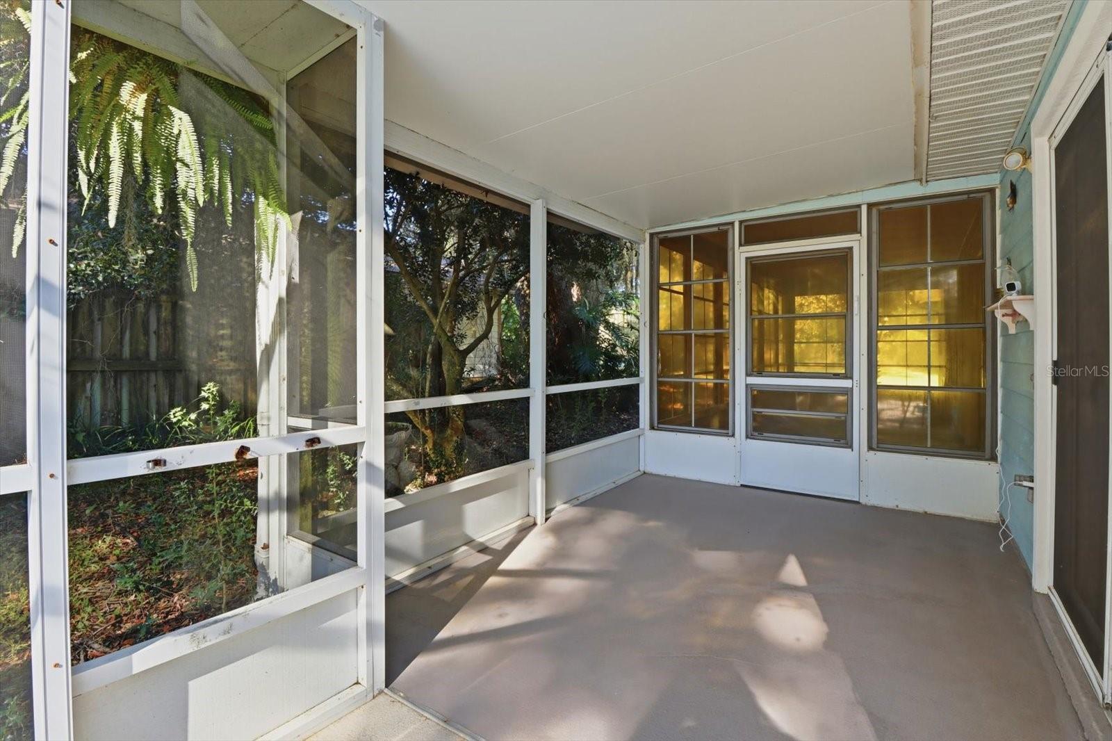 SILVER OAKS - Residential