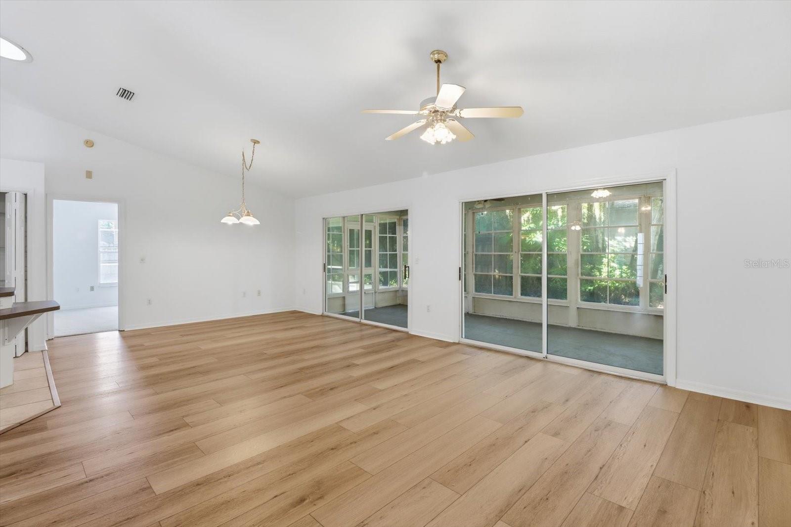 SILVER OAKS - Residential