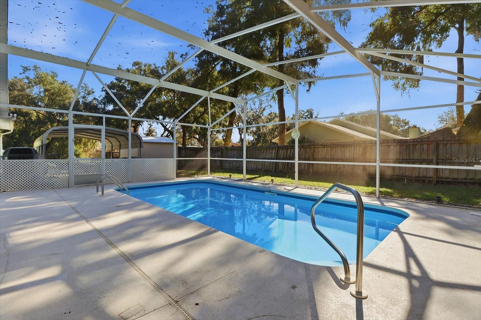 SILVER OAKS - Residential