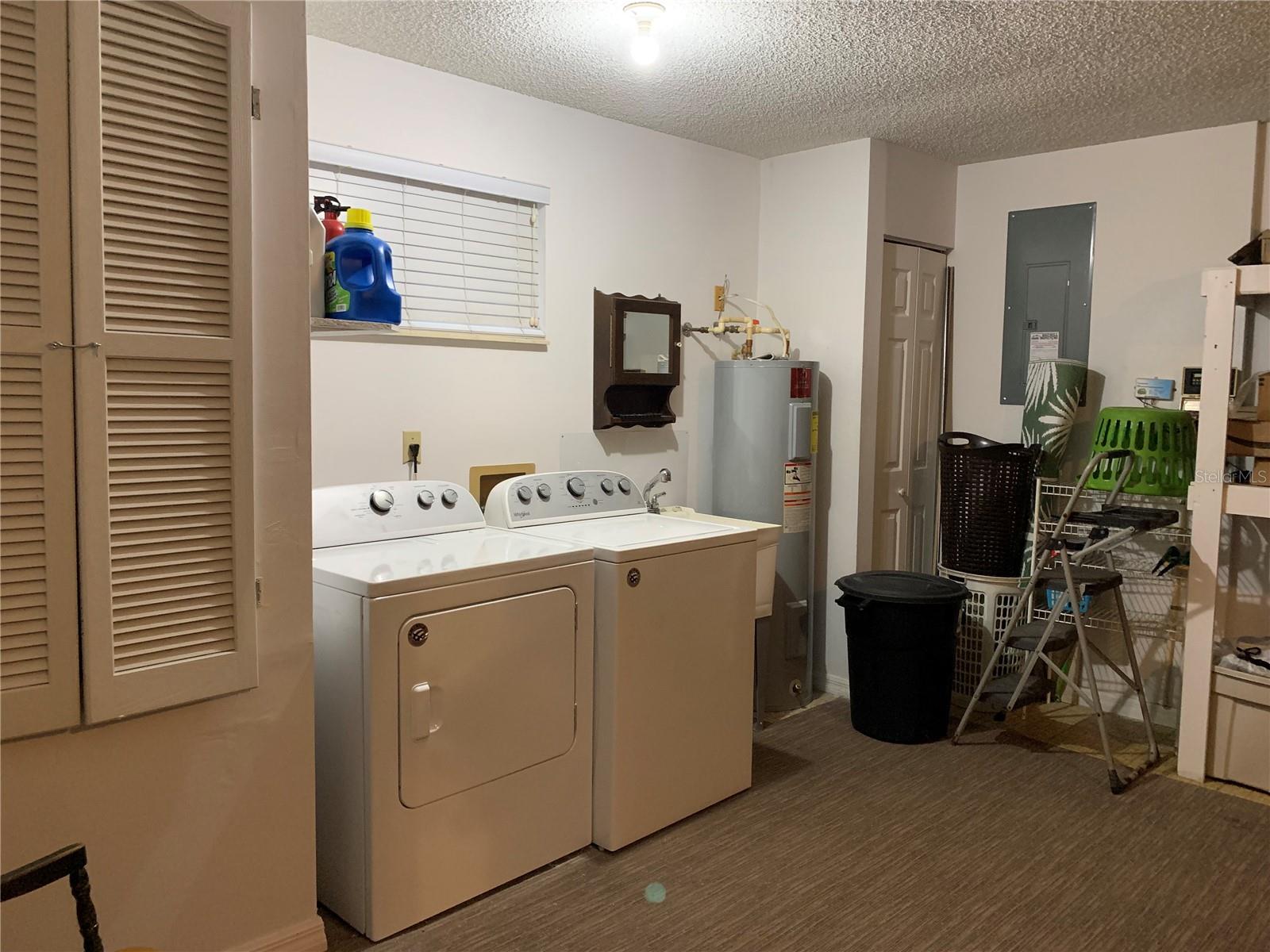 BELLEVIEW OAKS ESS - Residential