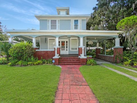 Photo of 1920 Sanford Avenue, Sanford, FL 32771 (MLS # O6355145)