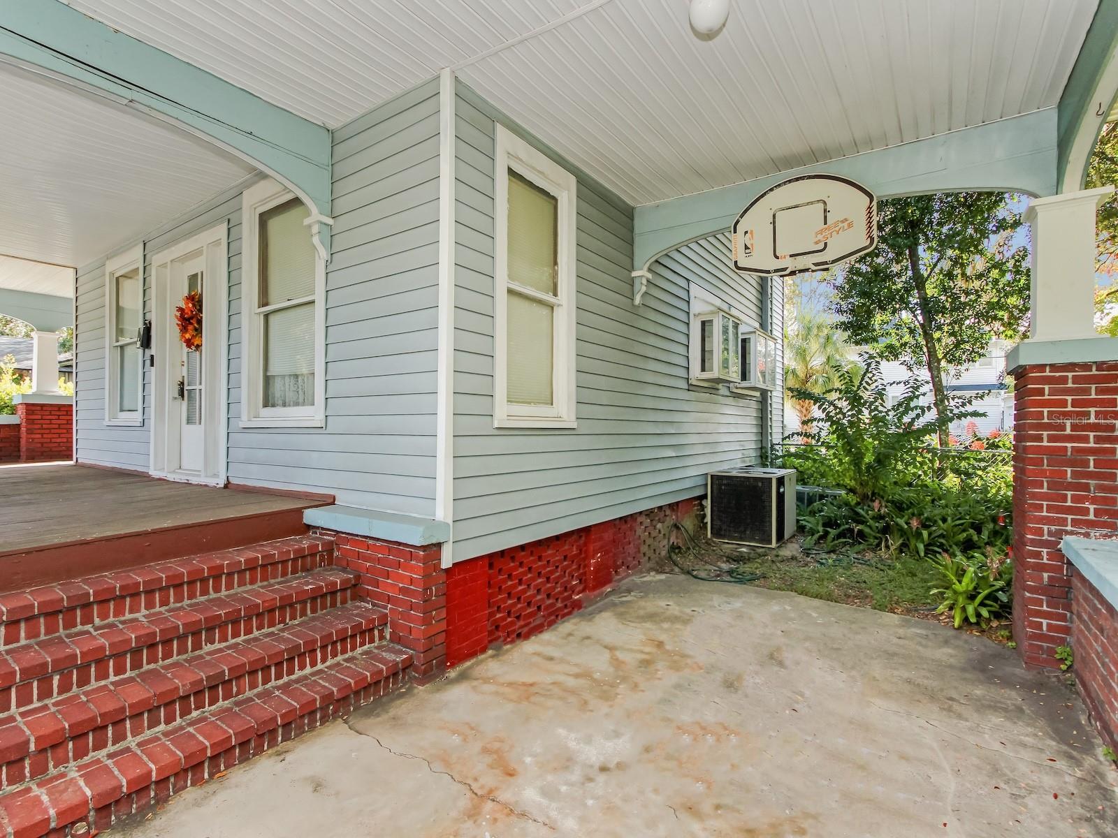 1920 SANFORD AVENUE