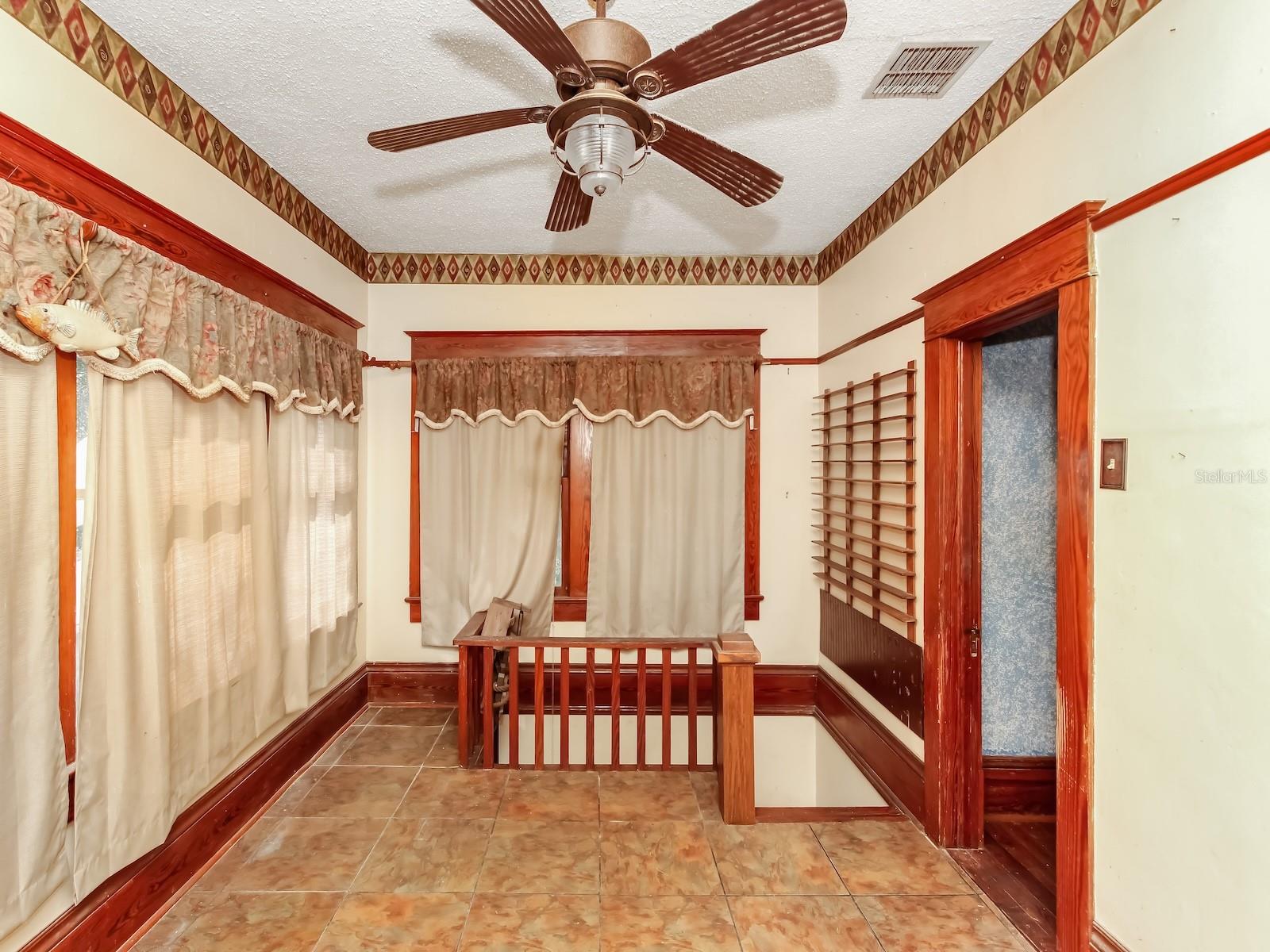 GARNERS ADD TO MARKHAM PARK HEIGHTS - Residential