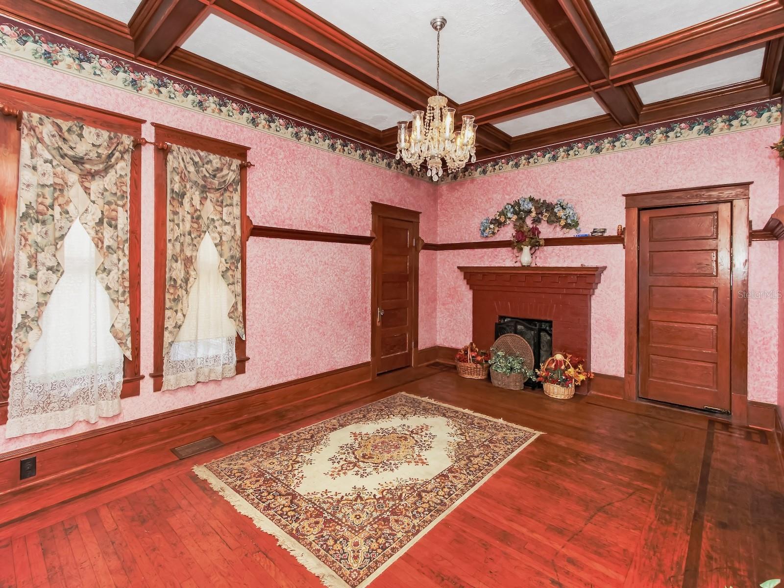 GARNERS ADD TO MARKHAM PARK HEIGHTS - Residential