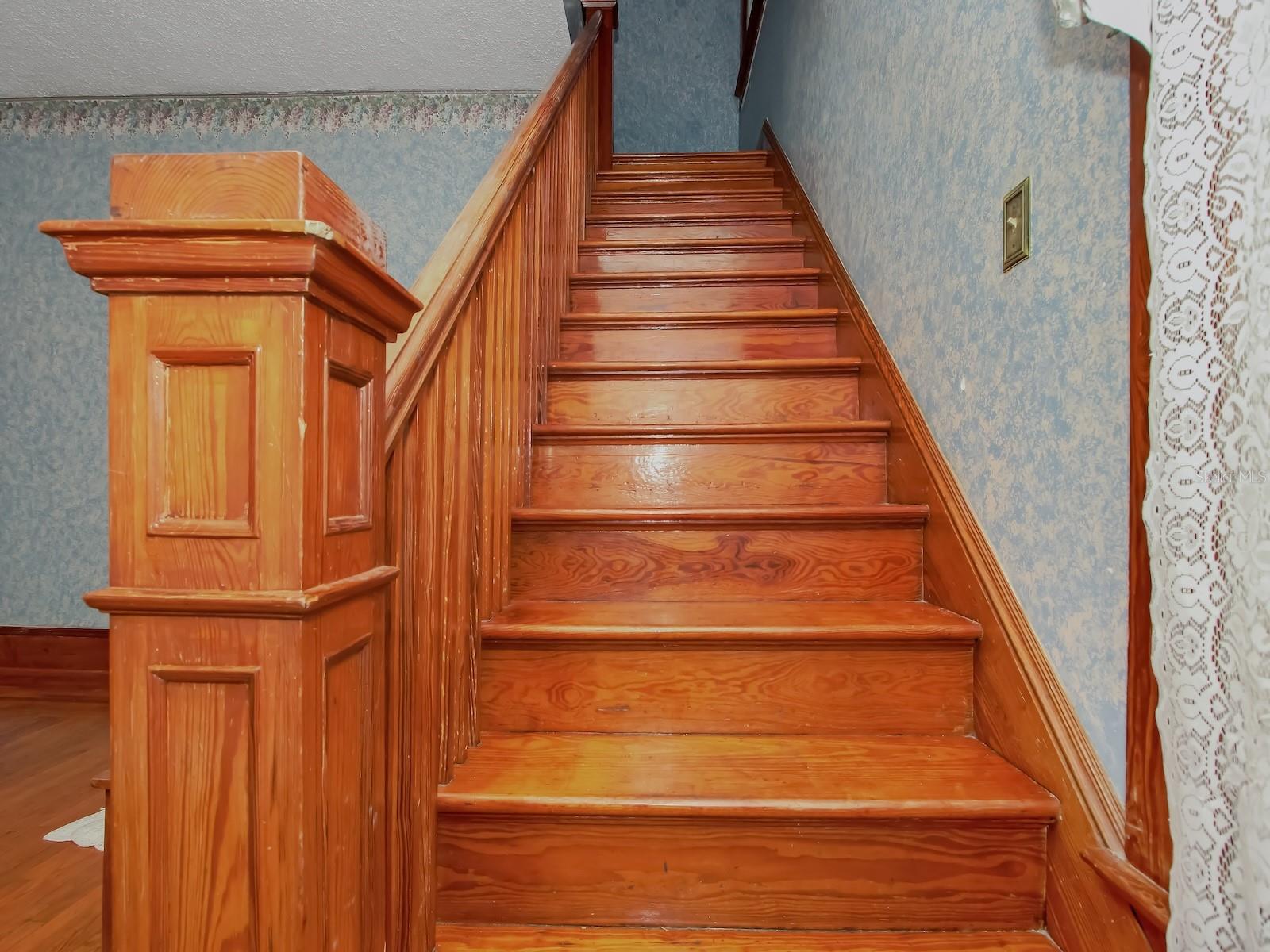 GARNERS ADD TO MARKHAM PARK HEIGHTS - Residential