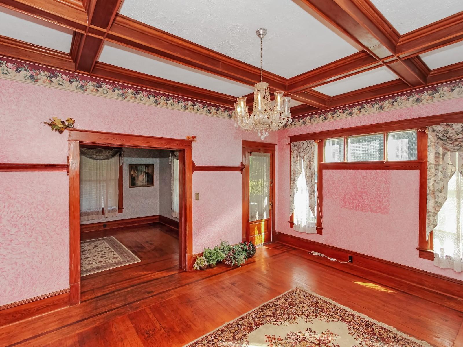 GARNERS ADD TO MARKHAM PARK HEIGHTS - Residential