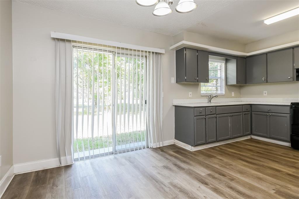 FOX BRIAR - Residential