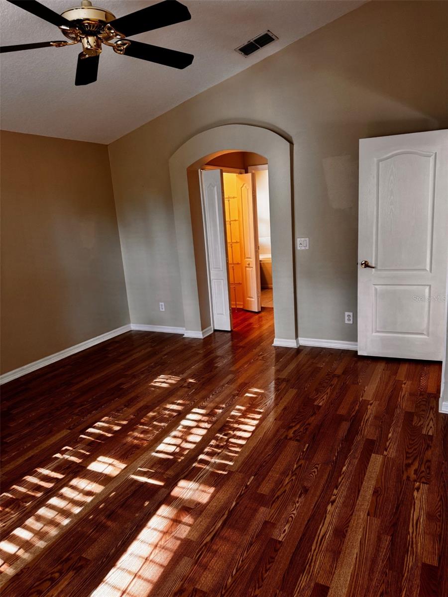 HIDDEN OAKS PLACE - Residential Lease