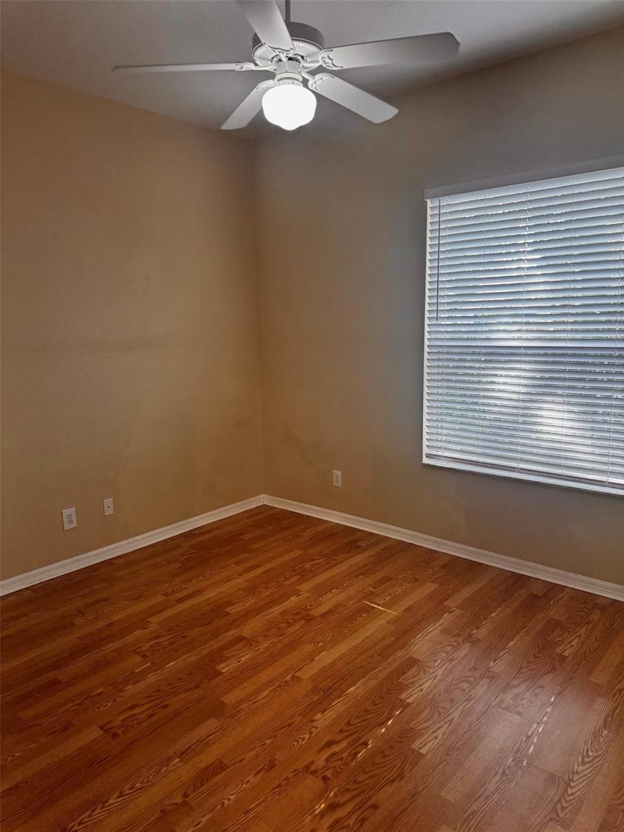 HIDDEN OAKS PLACE - Residential Lease