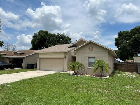 A home in WINTER HAVEN