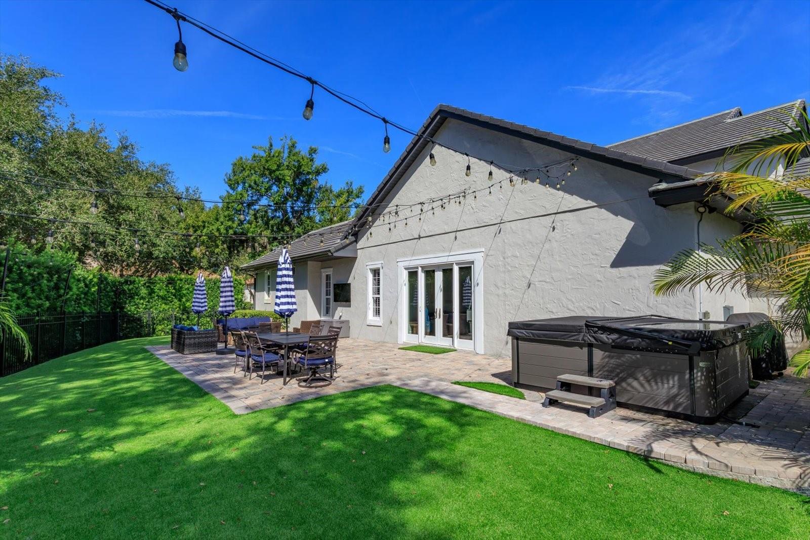 KEENES POINTE - Residential