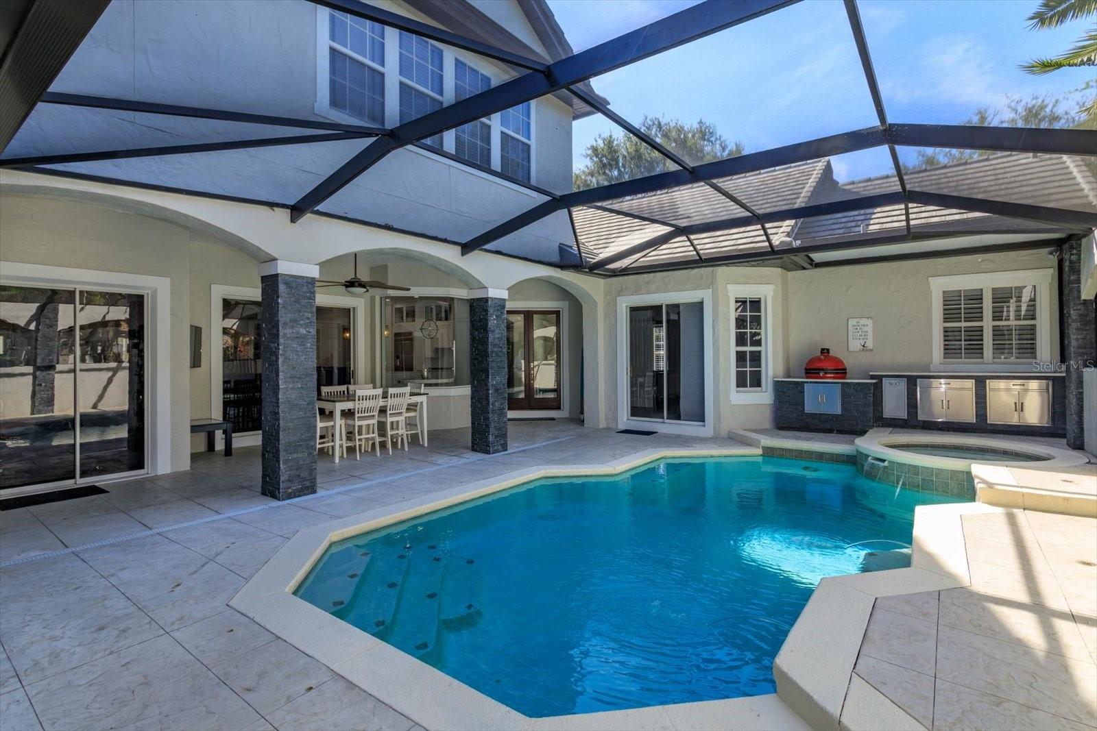 KEENES POINTE - Residential