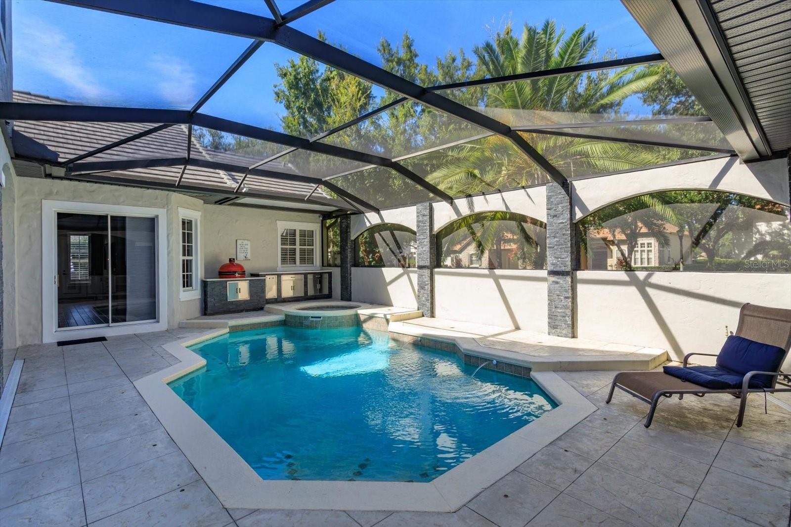 KEENES POINTE - Residential