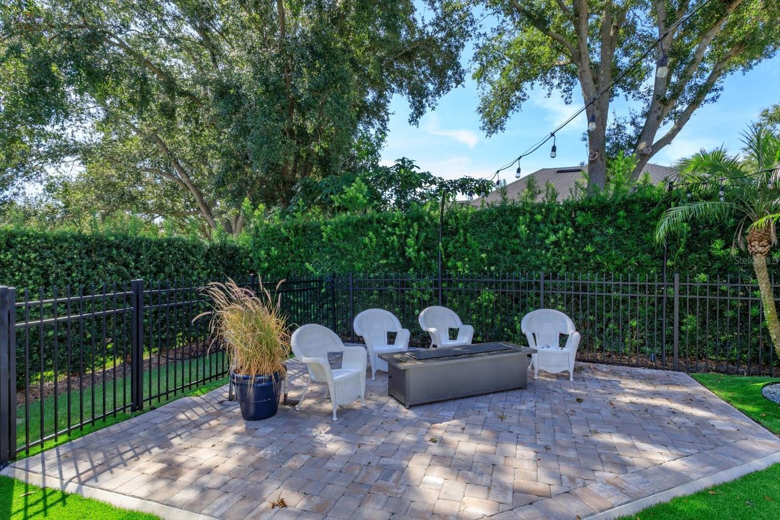 KEENES POINTE - Residential
