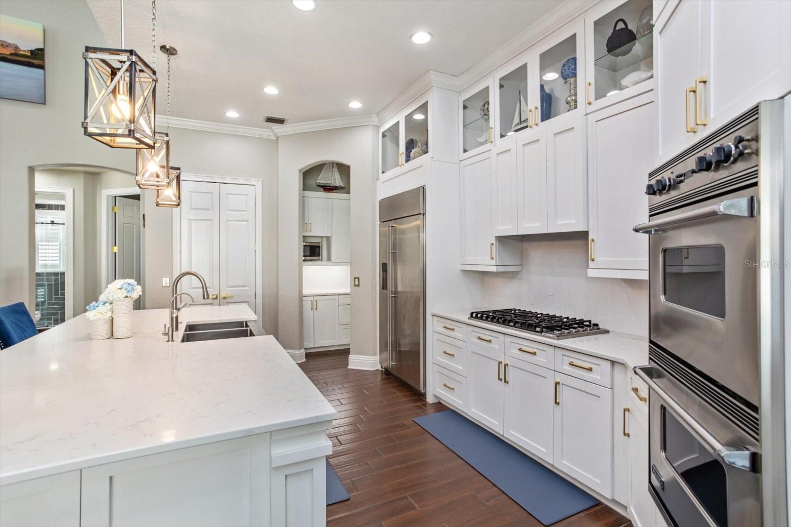 KEENES POINTE - Residential