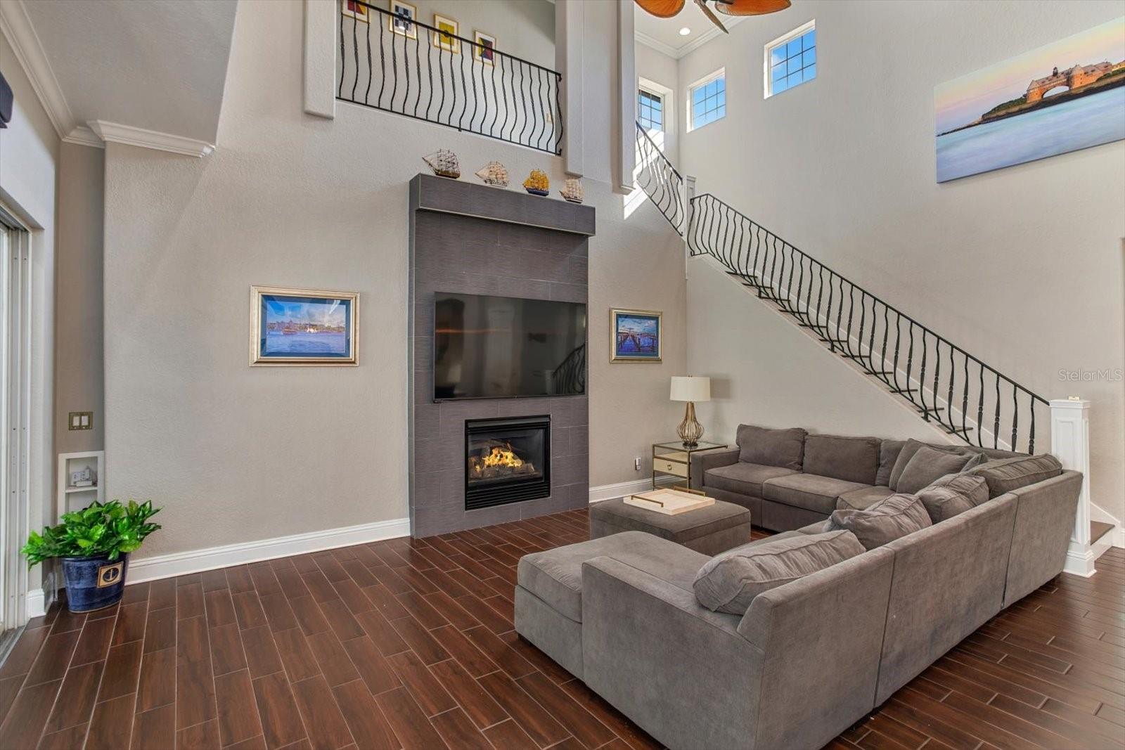 KEENES POINTE - Residential