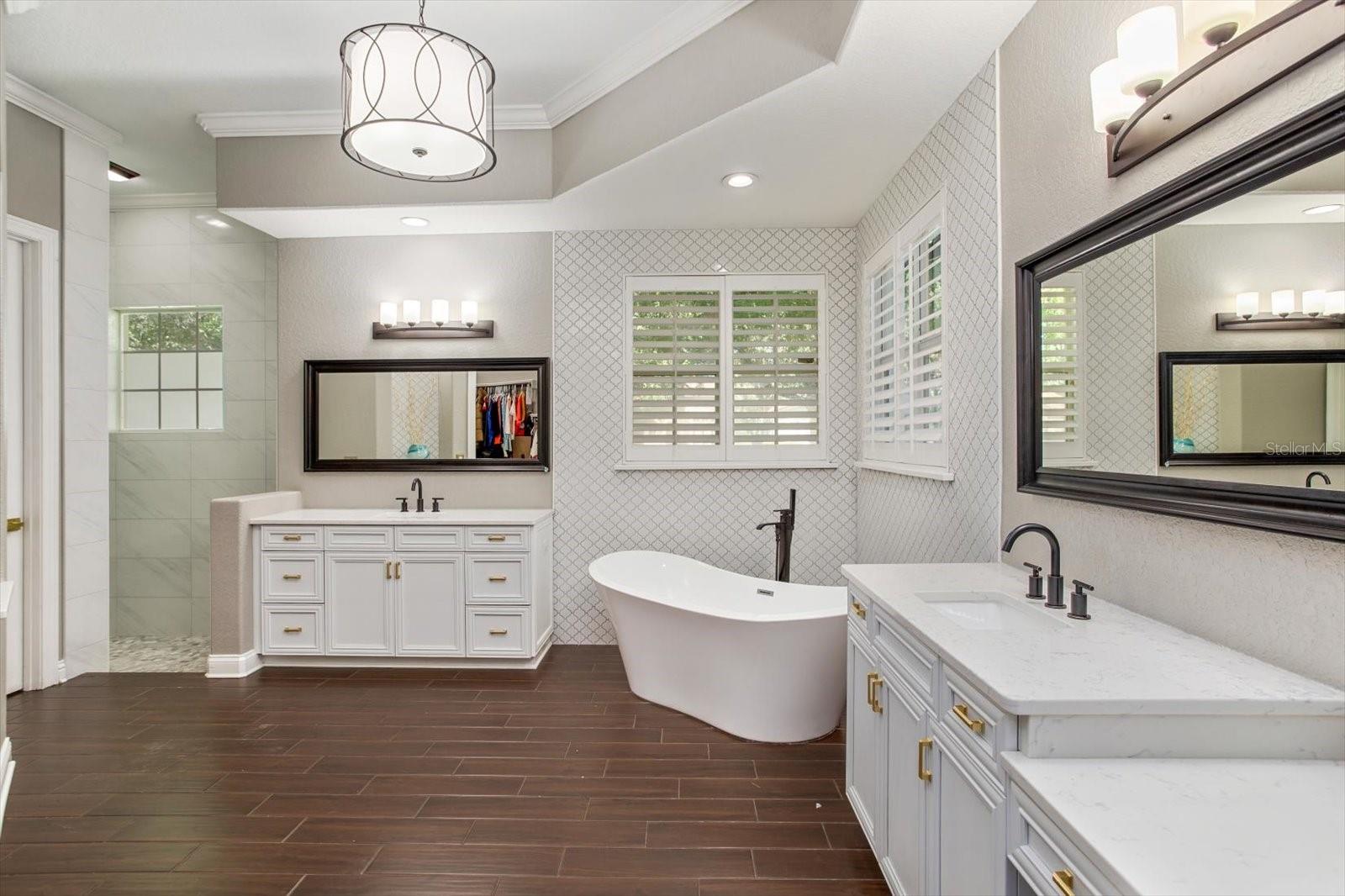 KEENES POINTE - Residential