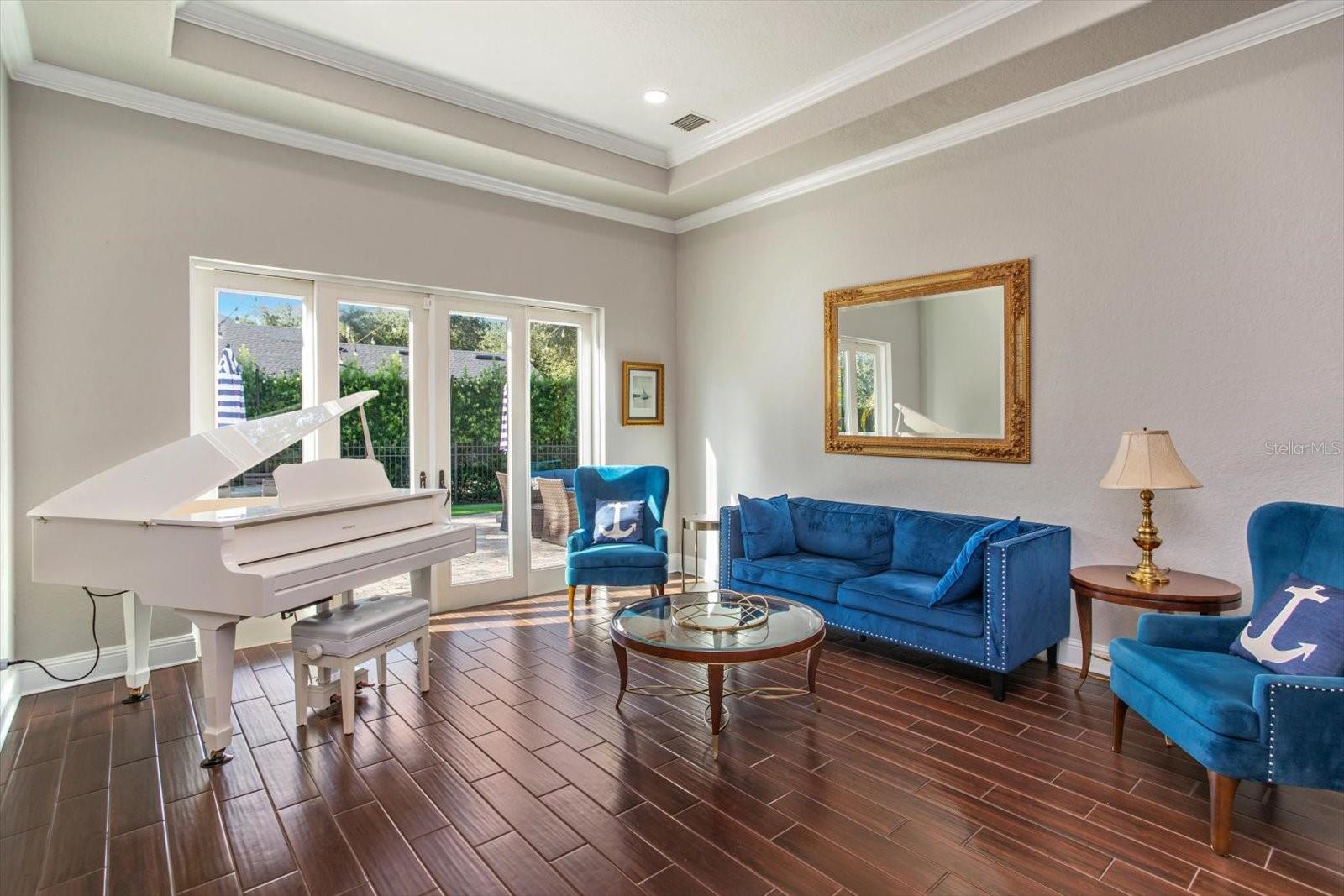 KEENES POINTE - Residential