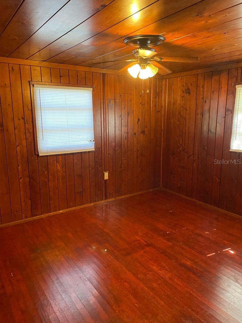 GOLDEN HEIGHTS - Residential Lease