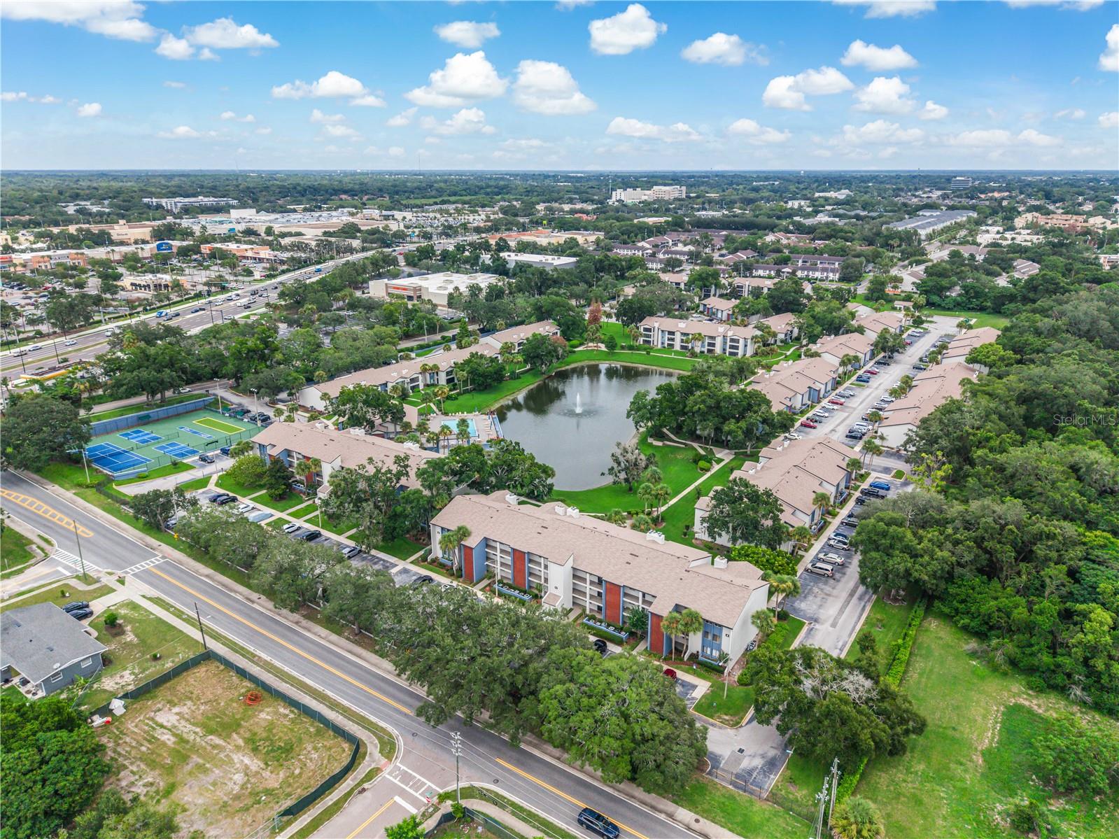 4 ESCONDIDO CIRCLE 28