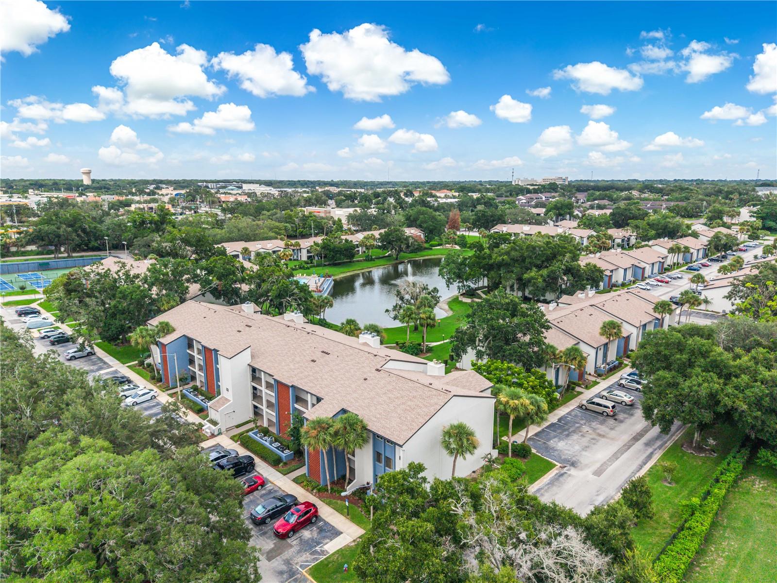4 ESCONDIDO CIRCLE 28