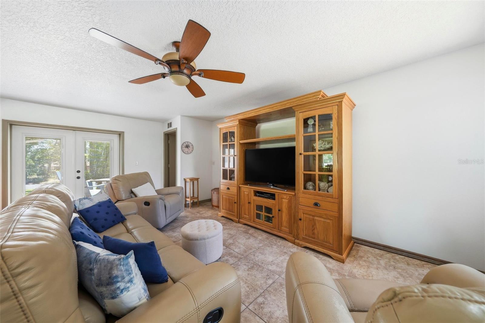 MOUNT PLEASANT - Residential