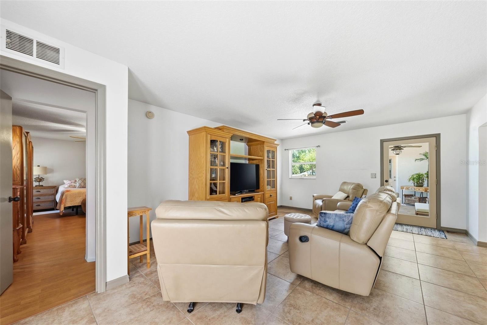 MOUNT PLEASANT - Residential