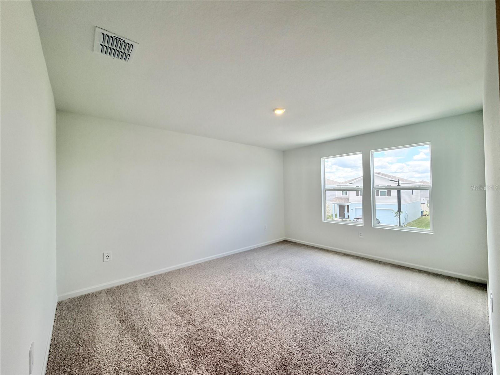 HUNT CLUB/LK WALES PH 1 - Residential Lease