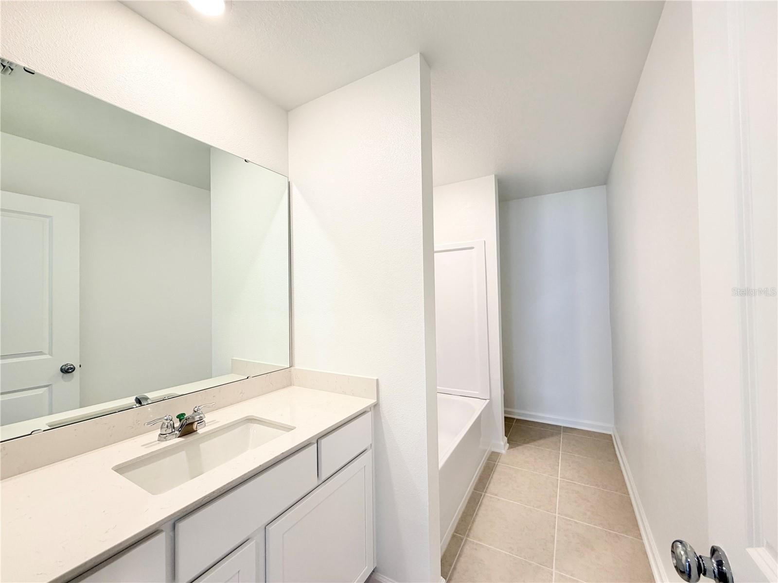 HUNT CLUB/LK WALES PH 1 - Residential Lease